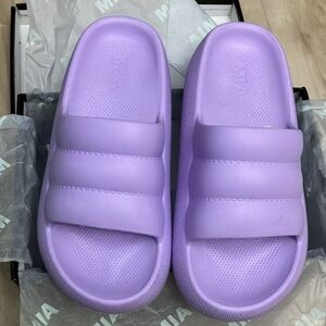 New in Box-MIA Lavender Kandy Waterproof Slide Sandal